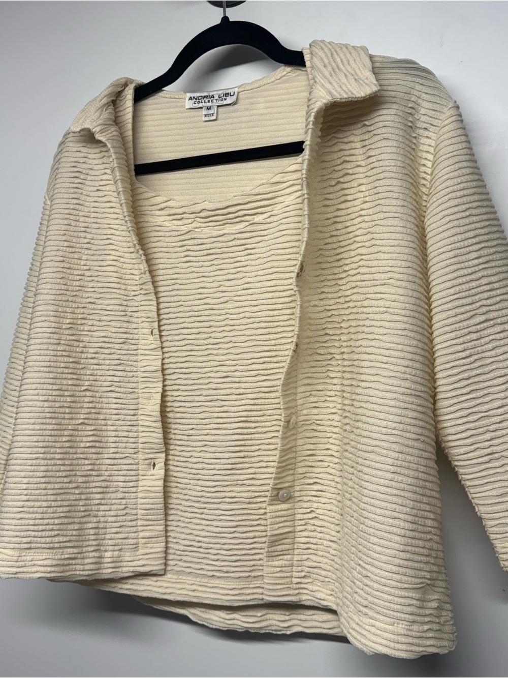 Andria Lieu Cream textured Button-Front Jacket with Knit Inner shell 2 piece Med